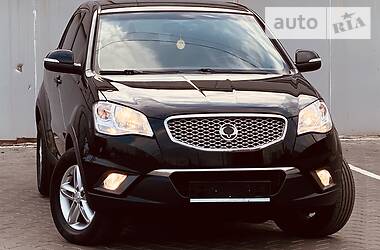 Позашляховик / Кросовер SsangYong Korando 2014 в 