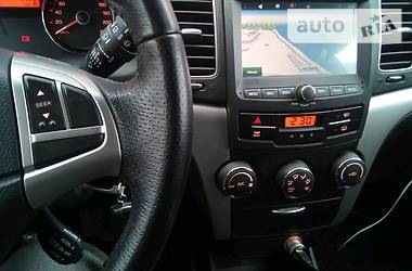 Позашляховик / Кросовер SsangYong Korando 2012 в 