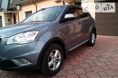 Позашляховик / Кросовер SsangYong Korando 2012 в 