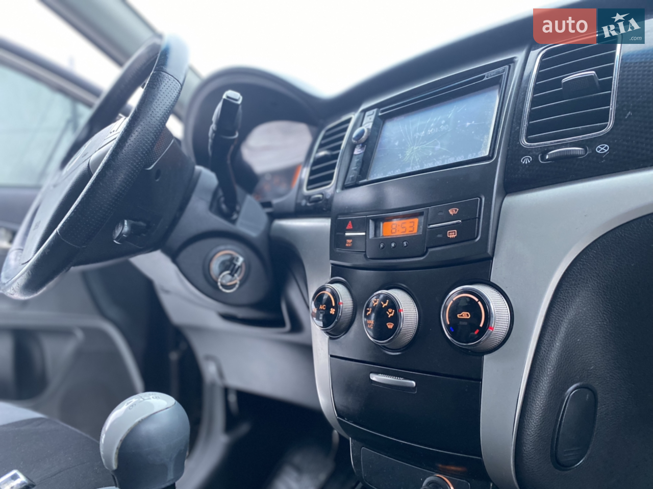 2012 SsangYong Korando - мініатюра 18
