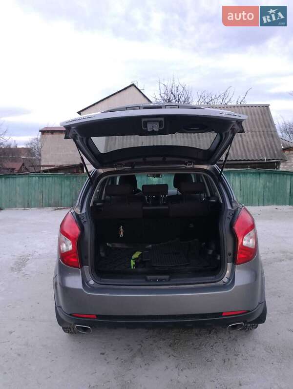 Внедорожник / Кроссовер SsangYong Korando 2014 в Харькове фото 4 Внедорожник / Кроссовер SsangYong Korando 2014 в Харькове