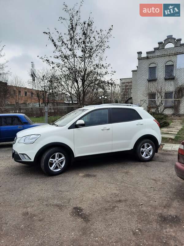 Позашляховик / Кросовер SsangYong Korando 2011 в Харкові