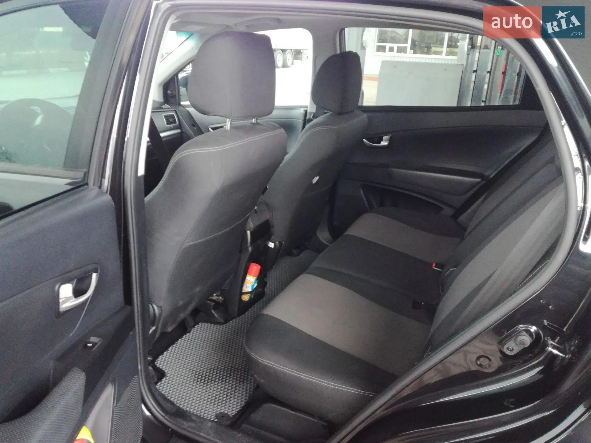 2011 SsangYong Korando - мініатюра 6