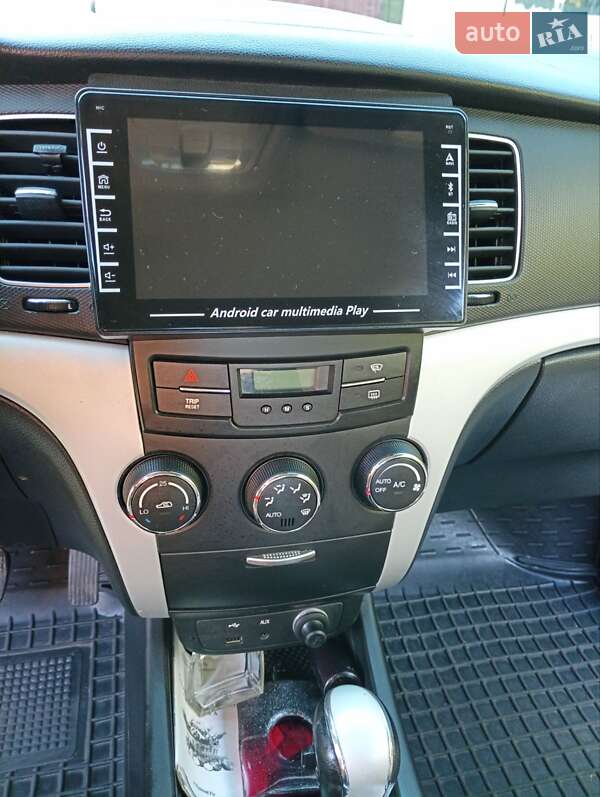 Седан SsangYong Korando 2011 в Кривом Роге