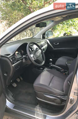 Внедорожник / Кроссовер SsangYong Korando 2012 в 