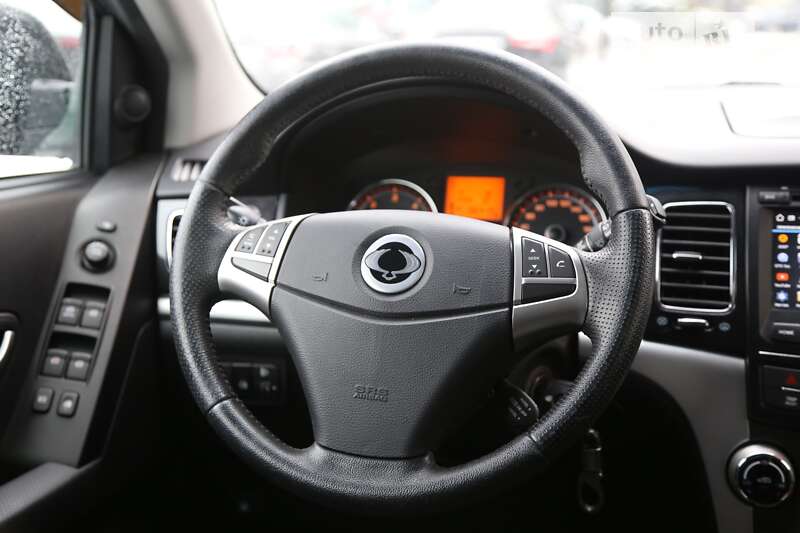 Позашляховик / Кросовер SsangYong Korando 2013 в Києві