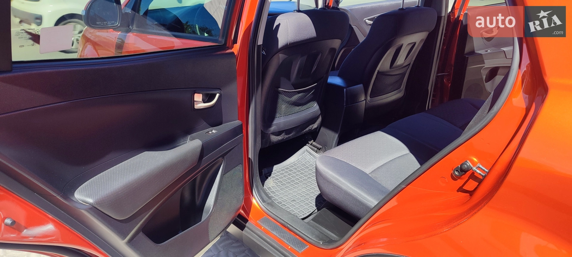 2012 SsangYong Korando - мініатюра 26
