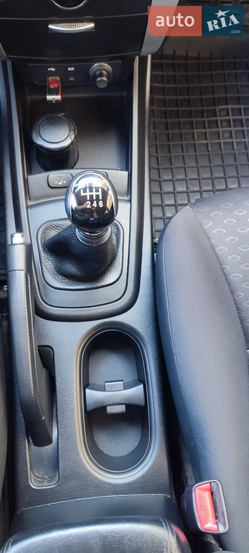 2012 SsangYong Korando - мініатюра 50
