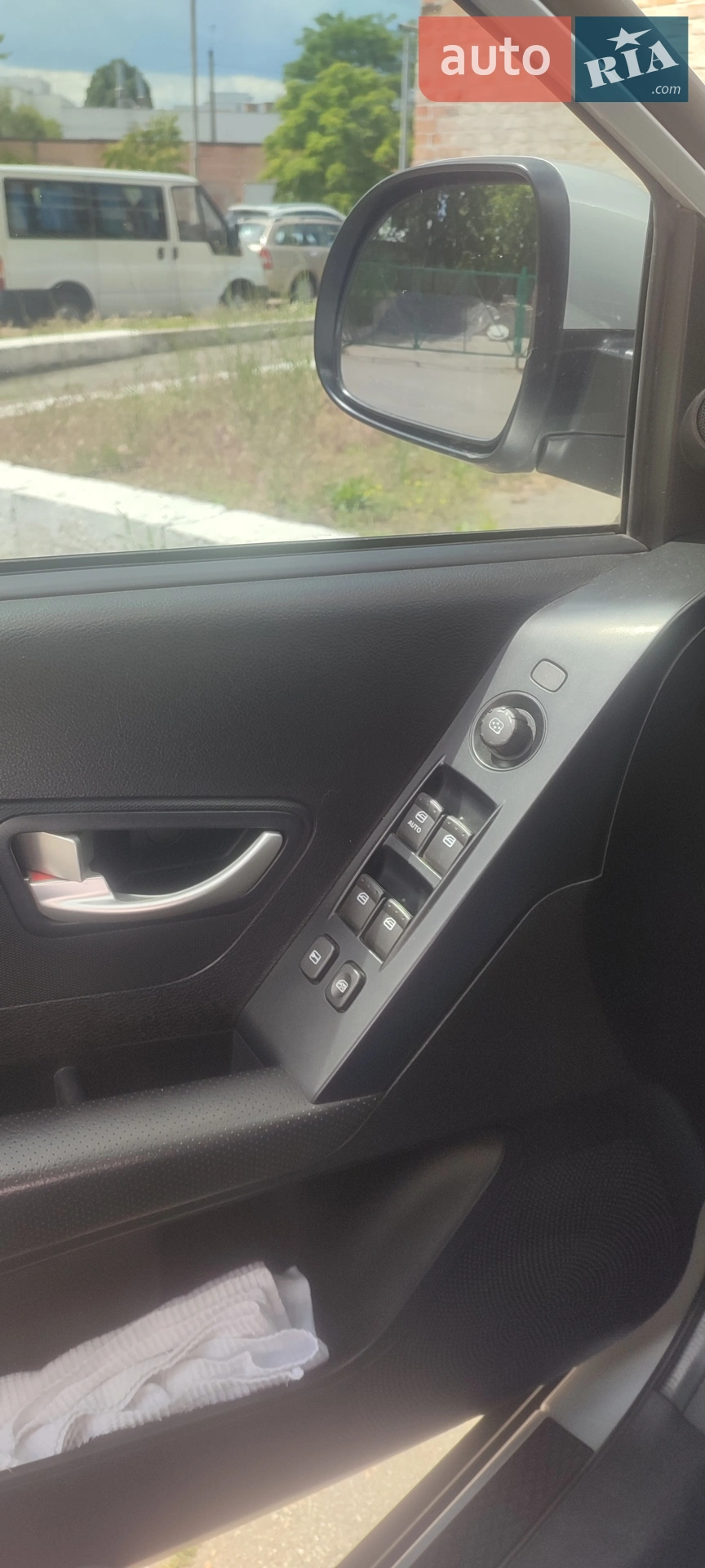 2011 SsangYong Korando - мініатюра 4