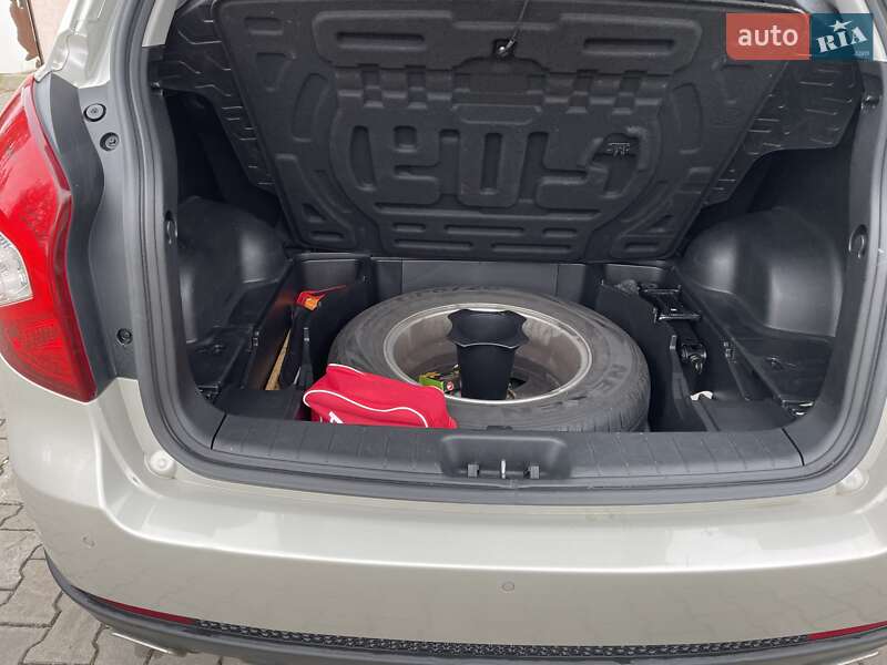 Внедорожник / Кроссовер SsangYong Korando 2013 в Староконстантинове