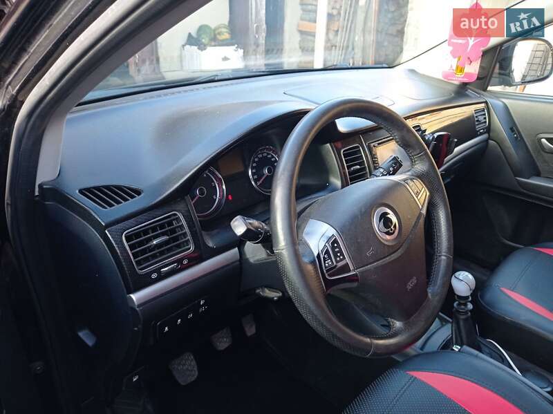 Внедорожник / Кроссовер SsangYong Korando 2013 в Коростышеве