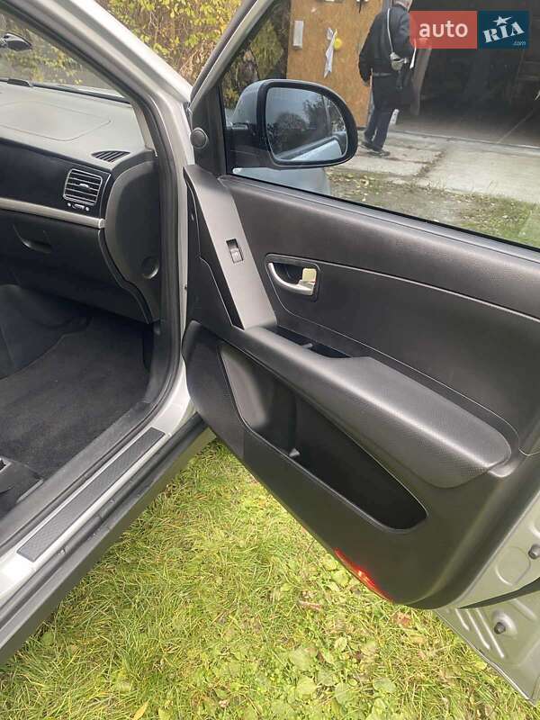 Внедорожник / Кроссовер SsangYong Korando 2013 в Звягеле фото 17 Внедорожник / Кроссовер SsangYong Korando 2013 в Звягеле