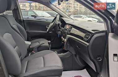 Позашляховик / Кросовер SsangYong Korando 2012 в Києві