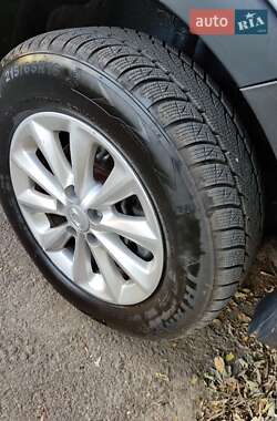 Внедорожник / Кроссовер SsangYong Korando 2014 в 