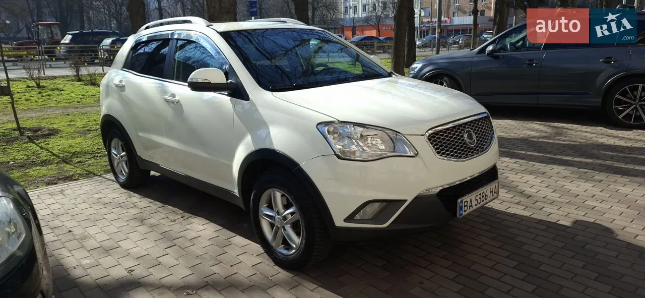 2012 SsangYong Korando - мініатюра 13