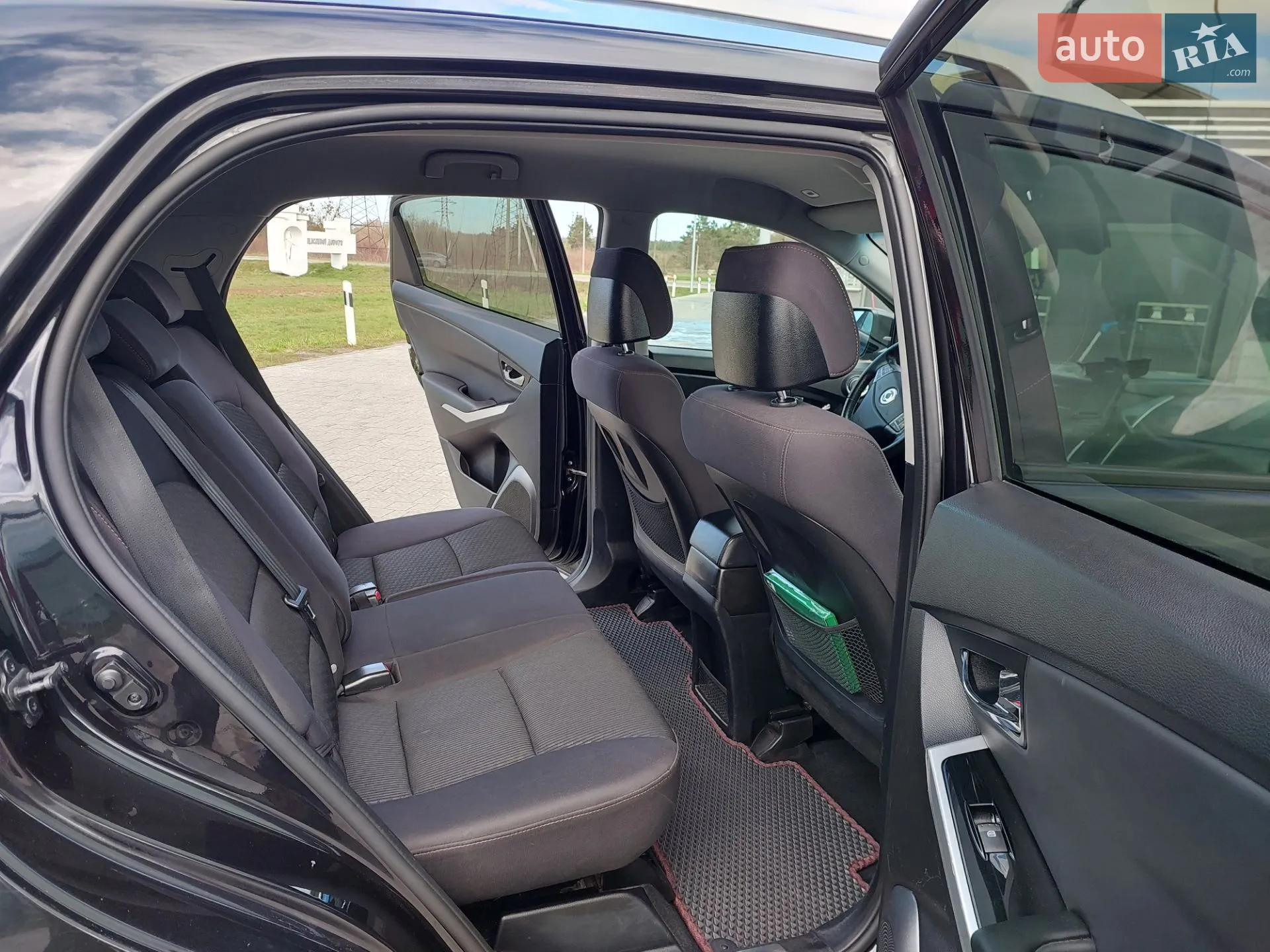 2014 SsangYong Korando - мініатюра 19