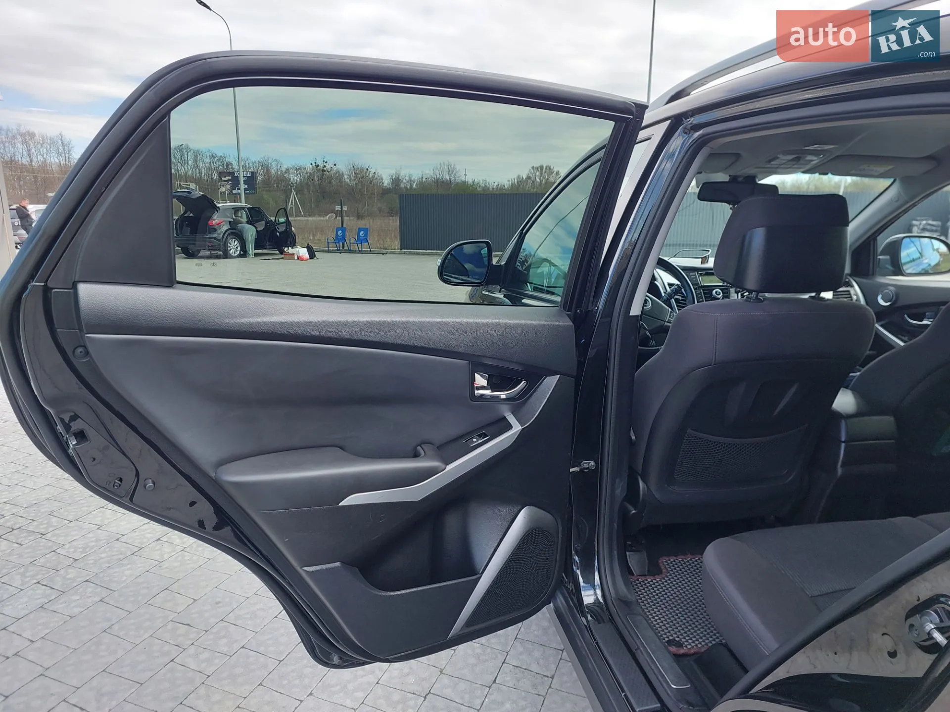 2014 SsangYong Korando - мініатюра 21