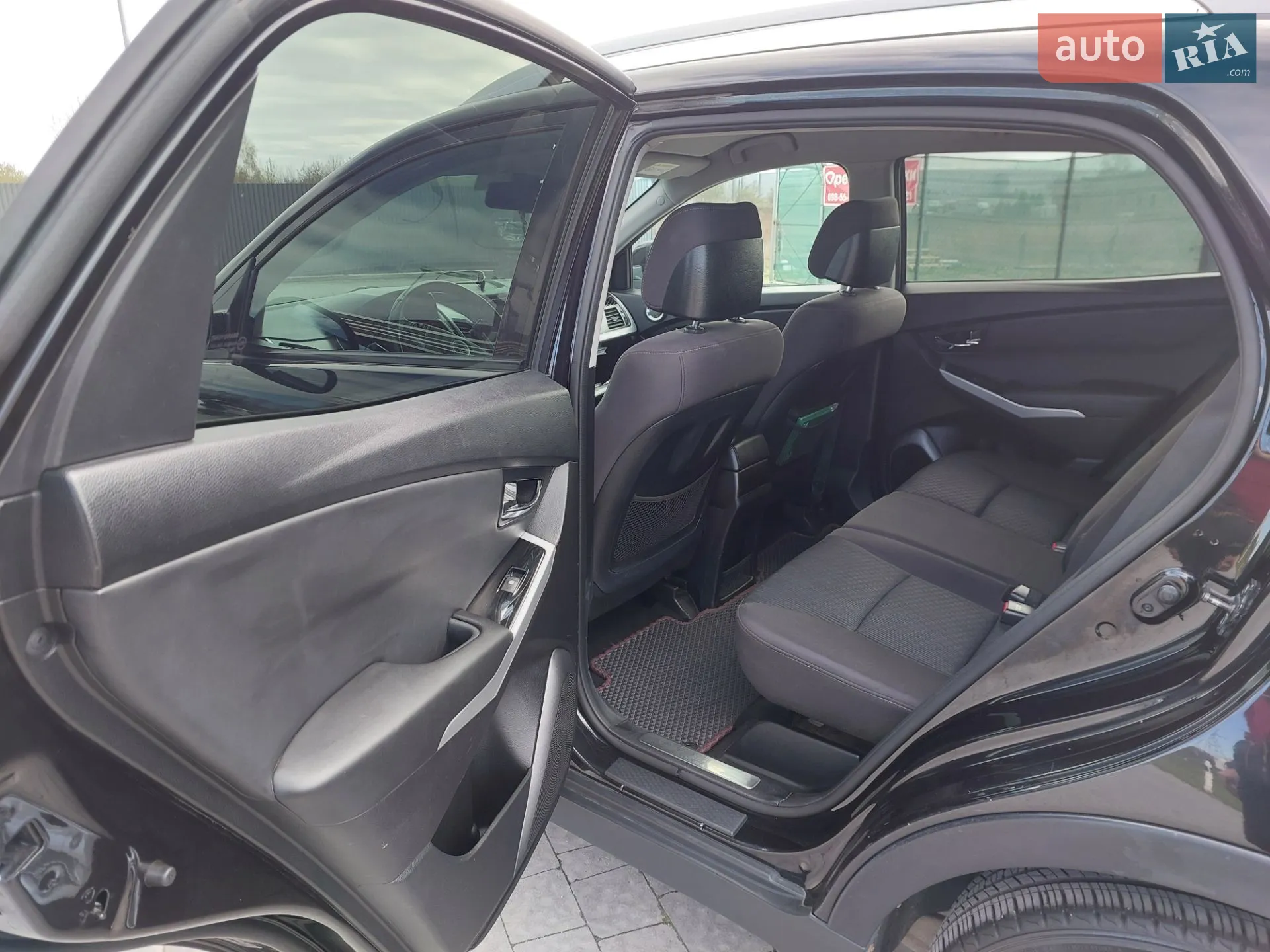 2014 SsangYong Korando - мініатюра 22