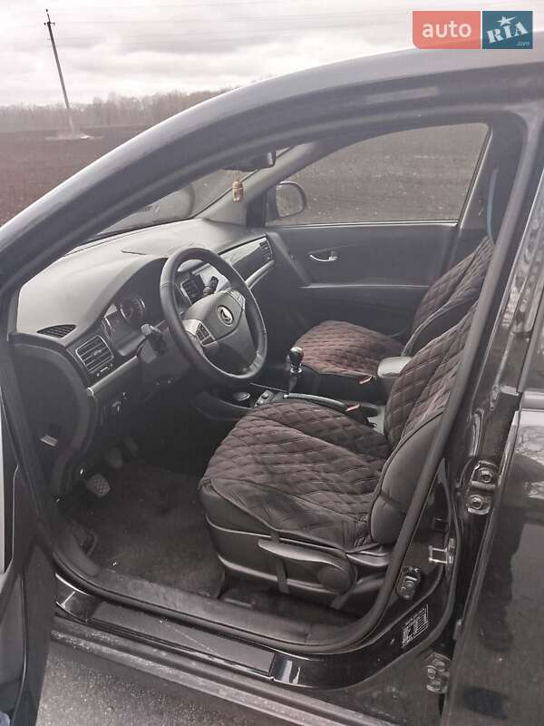 Внедорожник / Кроссовер SsangYong Korando 2012 в Обухове