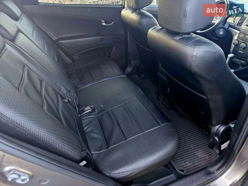 Позашляховик / Кросовер SsangYong Korando 2011 в Черкасах