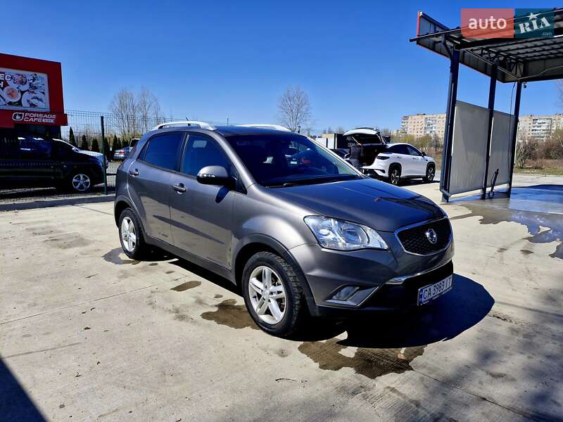Внедорожник / Кроссовер SsangYong Korando 2011 в 