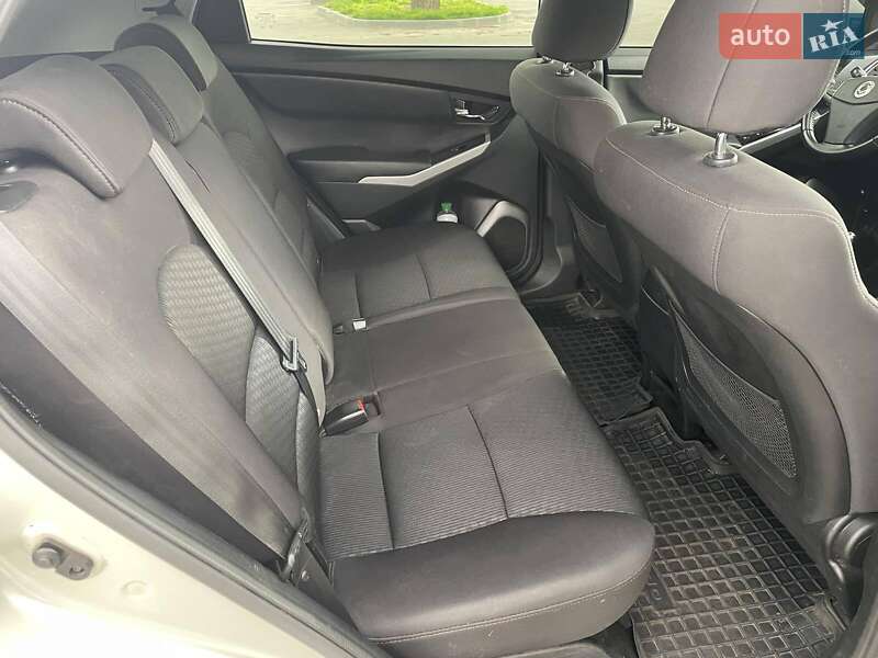 Позашляховик / Кросовер SsangYong Korando 2013 в Дніпрі