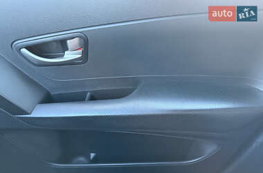 Внедорожник / Кроссовер SsangYong Korando 2013 в 