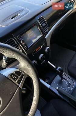 Внедорожник / Кроссовер SsangYong Korando 2013 в 