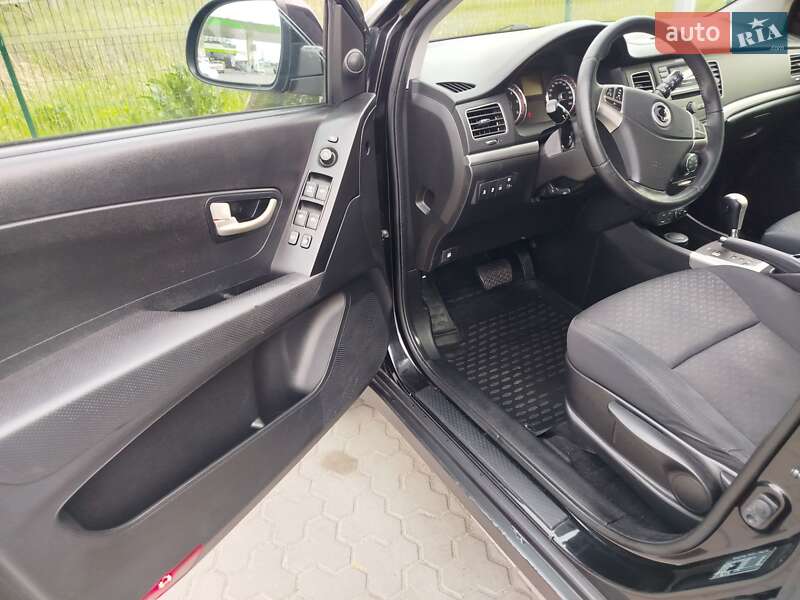 Позашляховик / Кросовер SsangYong Korando 2012 в Києві