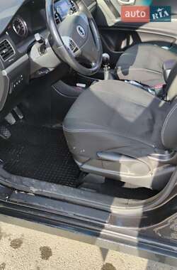 Позашляховик / Кросовер SsangYong Korando 2011 в 