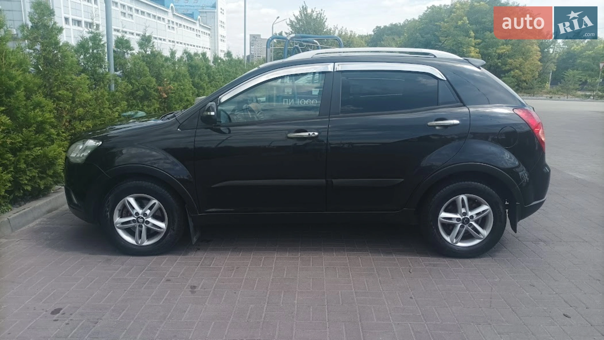 2011 SsangYong Korando - мініатюра 8