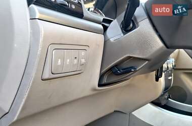 Внедорожник / Кроссовер SsangYong Korando 2012 в 