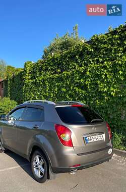 Внедорожник / Кроссовер SsangYong Korando 2012 в 