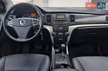 Внедорожник / Кроссовер SsangYong Korando 2013 в 