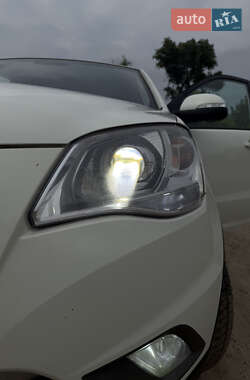 Внедорожник / Кроссовер SsangYong Korando 2013 в 