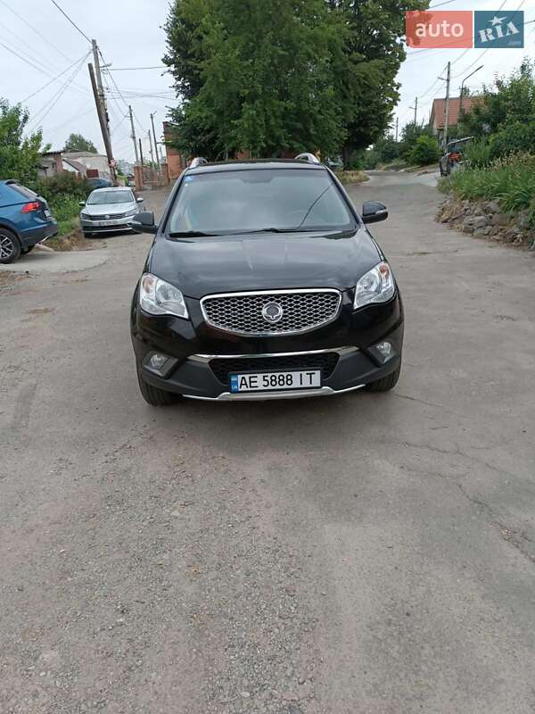 Внедорожник / Кроссовер SsangYong Korando 2012 в 