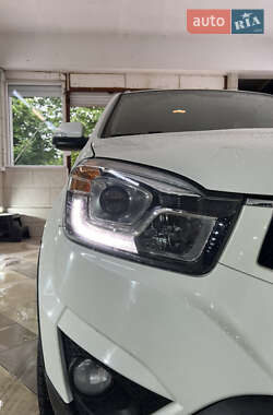 Внедорожник / Кроссовер SsangYong Korando 2014 в 