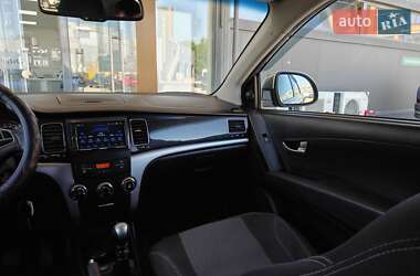 Внедорожник / Кроссовер SsangYong Korando 2012 в 