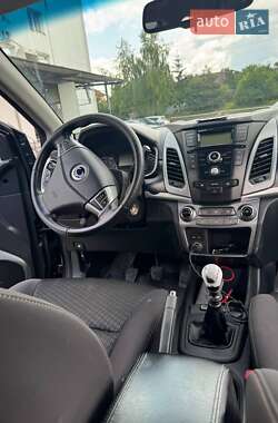 Внедорожник / Кроссовер SsangYong Korando 2013 в 