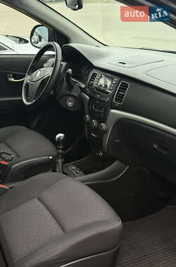Внедорожник / Кроссовер SsangYong Korando 2011 в 