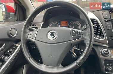 Позашляховик / Кросовер SsangYong Korando 2014 в 