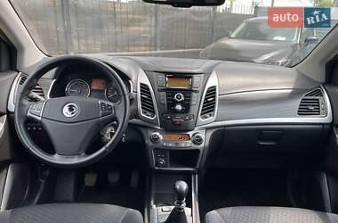 Позашляховик / Кросовер SsangYong Korando 2014 в 