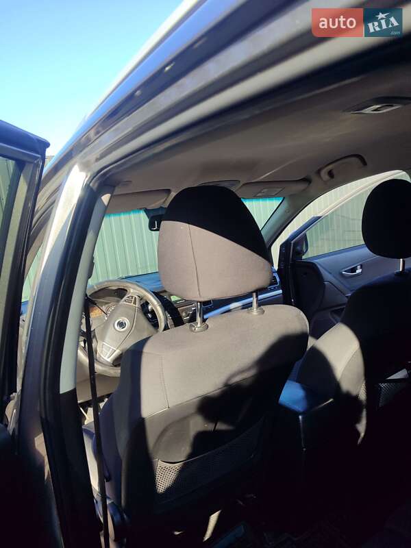 Внедорожник / Кроссовер SsangYong Korando 2012 в Хмельницком