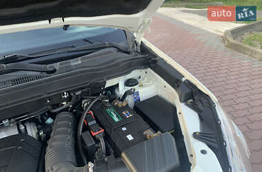 Внедорожник / Кроссовер SsangYong Korando 2011 в 