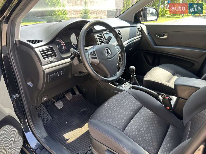Позашляховик / Кросовер SsangYong Korando 2011 в Харкові