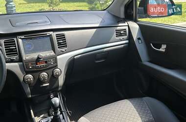 Внедорожник / Кроссовер SsangYong Korando 2011 в 