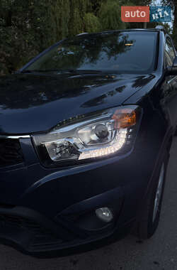 Позашляховик / Кросовер SsangYong Korando 2013 в 