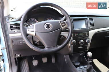 Внедорожник / Кроссовер SsangYong Korando 2011 в 