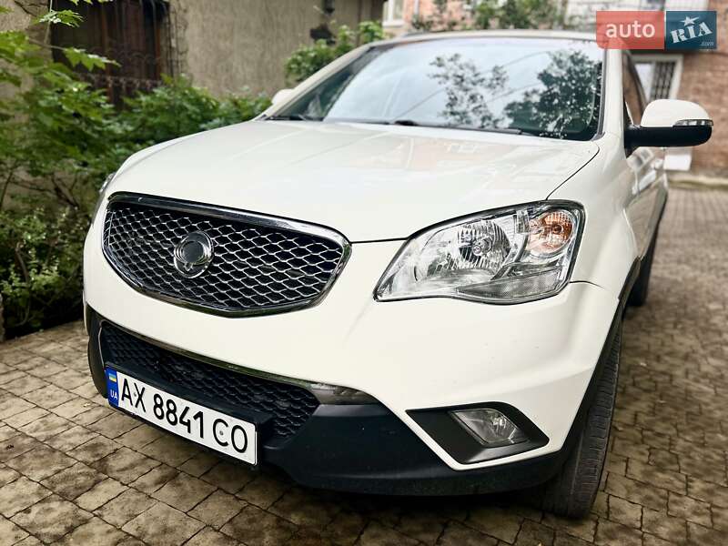 Позашляховик / Кросовер SsangYong Korando 2012 в Харкові