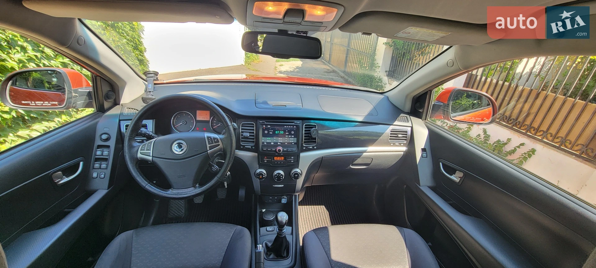 2012 SsangYong Korando - мініатюра 10